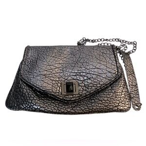 Badgley Mischka Women’s Gray/Black Leather Shoulder Bag
